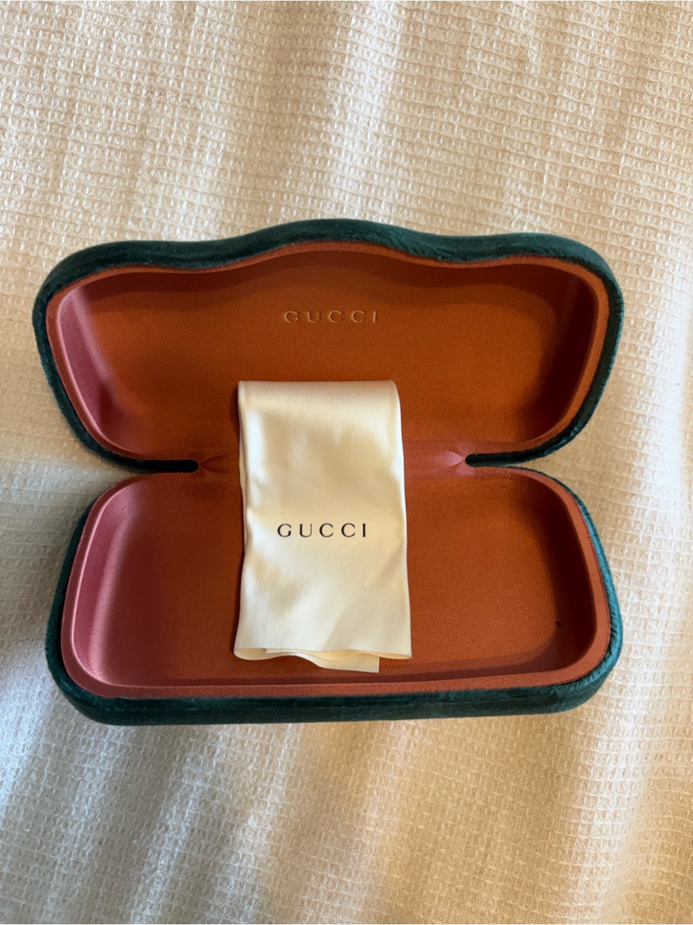 Gucci Green Velvet Eyewear Case with Brown Interior and Branded Cloth